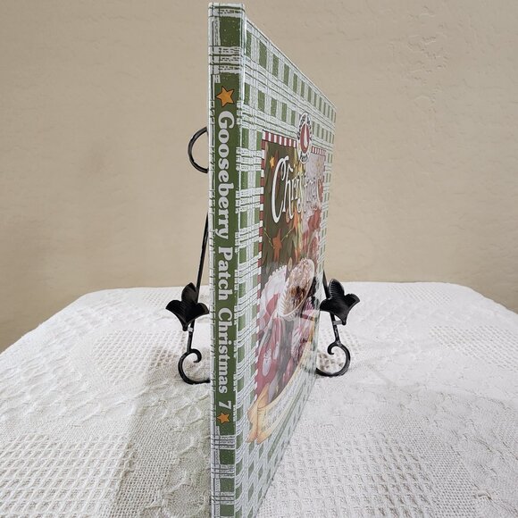 Gooseberry Patch Christmas BOOK 7 Holiday Crafts Baking Decor Gift Ideas - Picture 4 of 8